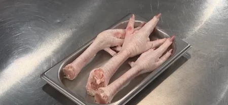 Три куриные лапки для Викуси
